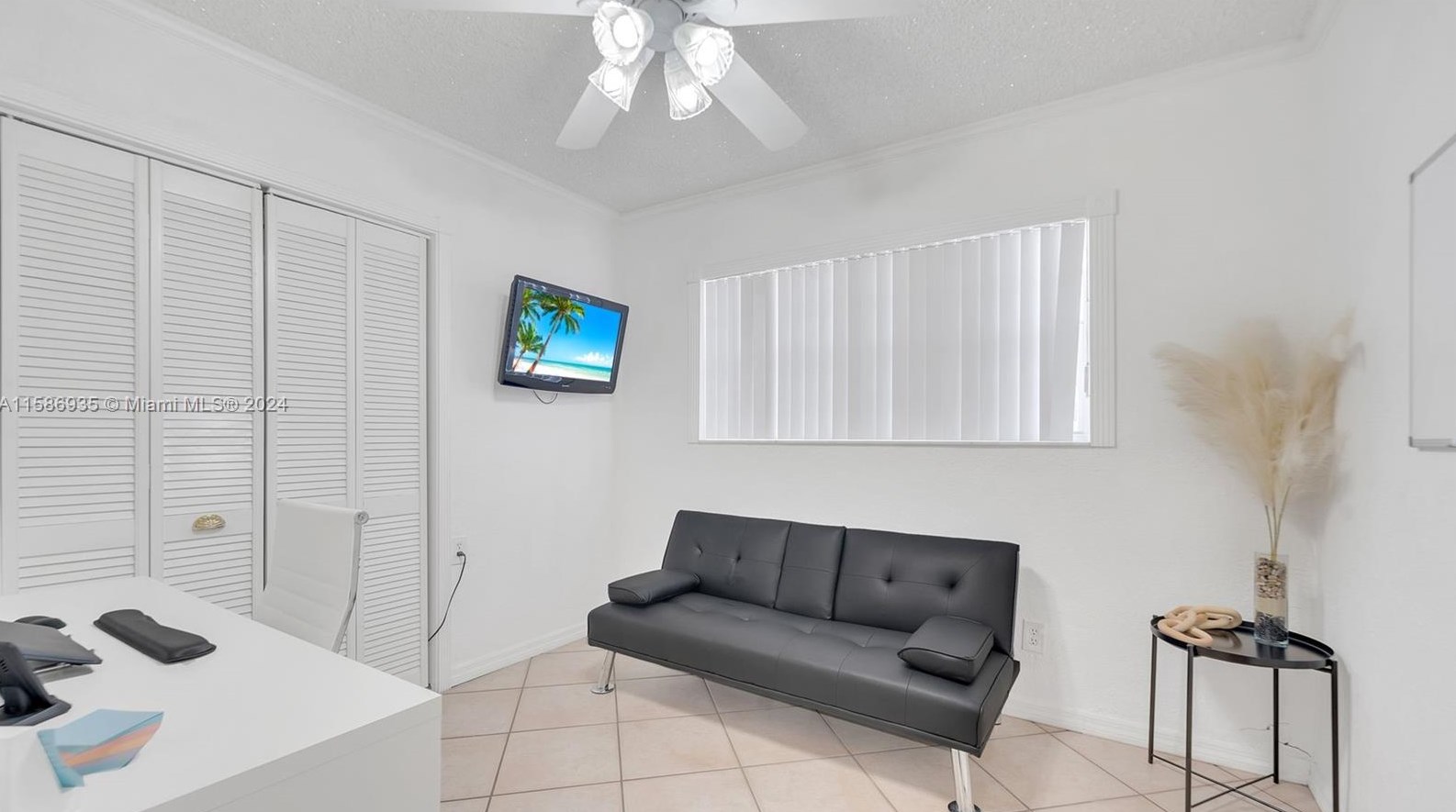 1830 92 Ct, Miami FL 33189-2464 exterior