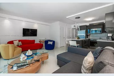 2301 Collins Ave #1111, Miami Beach, FL 33139 - Photo 9