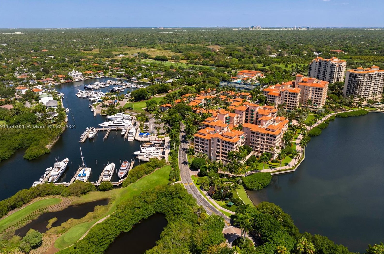 13637 Deering Bay Dr, Miami FL 33158-2815 exterior