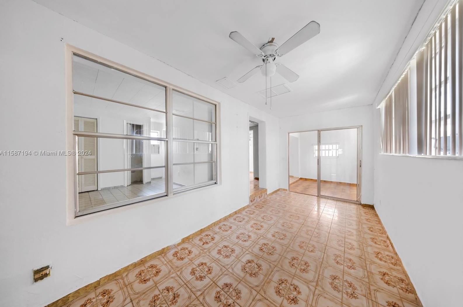 654 35 St, Hialeah FL  33012-4828 exterior