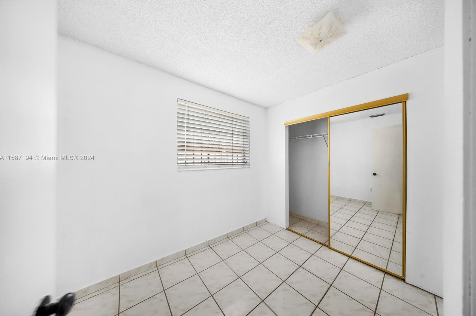 654 35 St, Hialeah FL  33012-4828 exterior