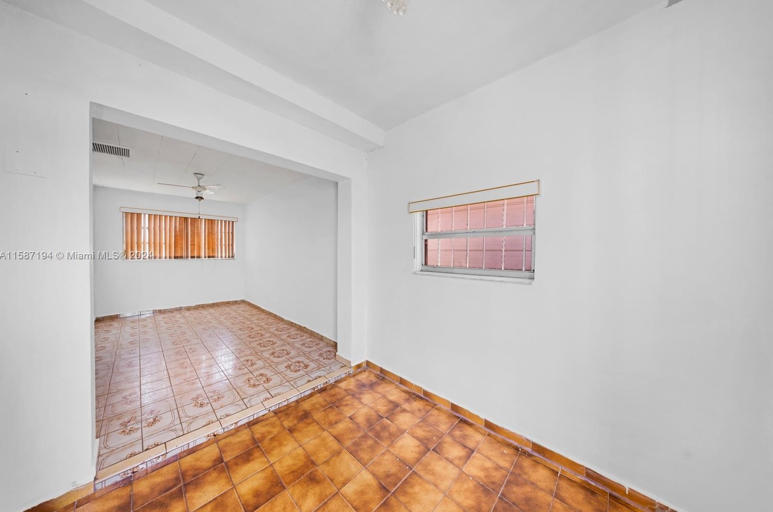 654 35 St, Hialeah FL  33012-4828 exterior