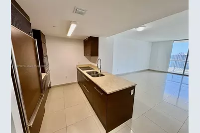 [Address not provided], Miami, FL 33131 - Photo 3