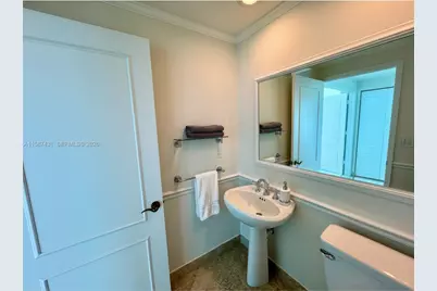 300 S Pointe Dr #1001, Miami Beach, FL 33139 - Photo 17
