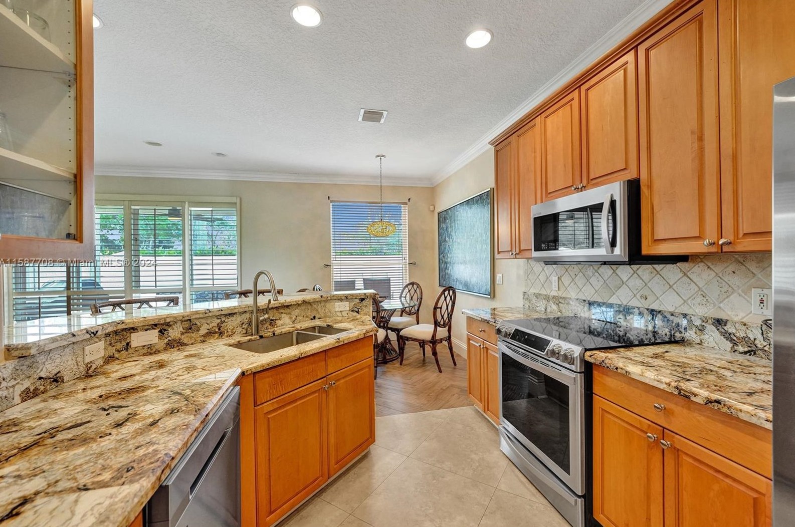 9624 Vineyard Ct, Boca Raton FL 33428-4346 exterior