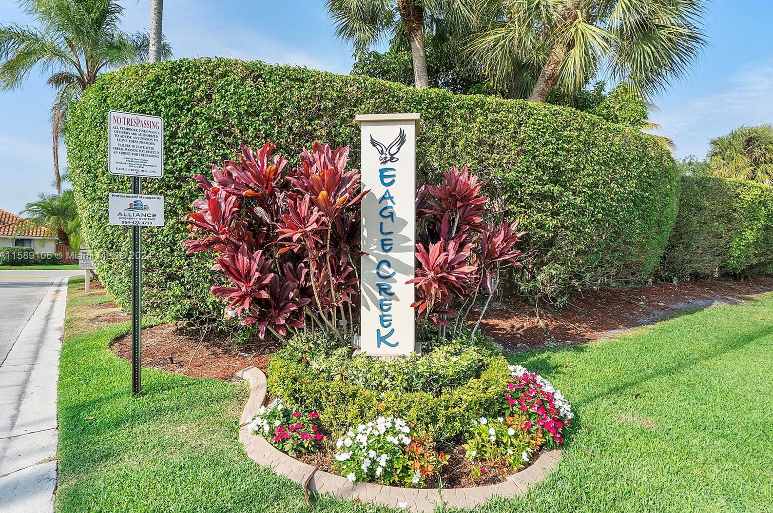 11521 10 St, Hollywood FL  33024-4403 exterior