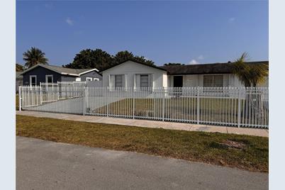 13030 SW 260th Ter - Photo 1
