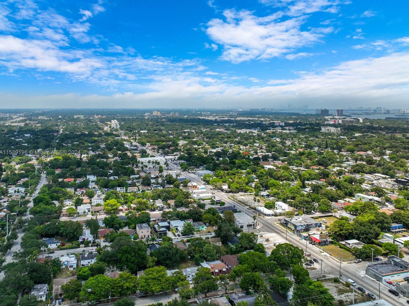 243 41 St, Miami FL 33127-2832 exterior