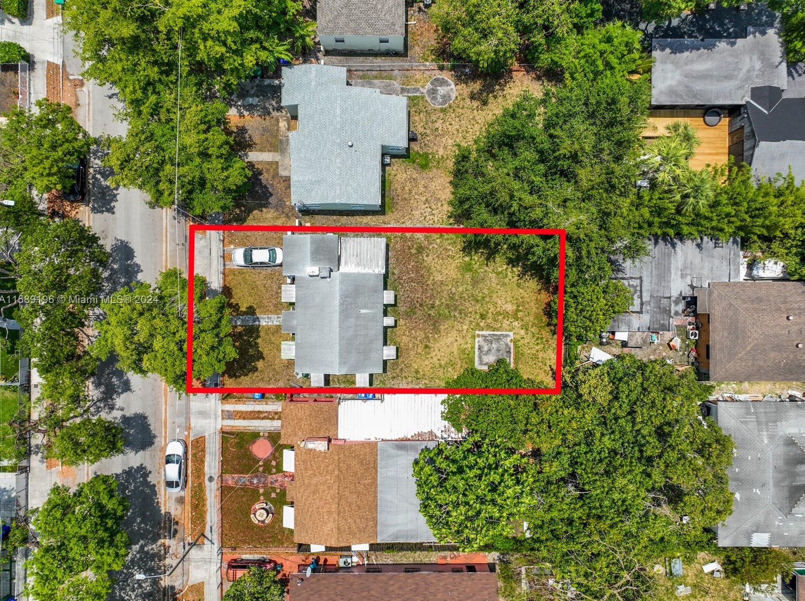 243 41 St, Miami FL 33127-2832 exterior