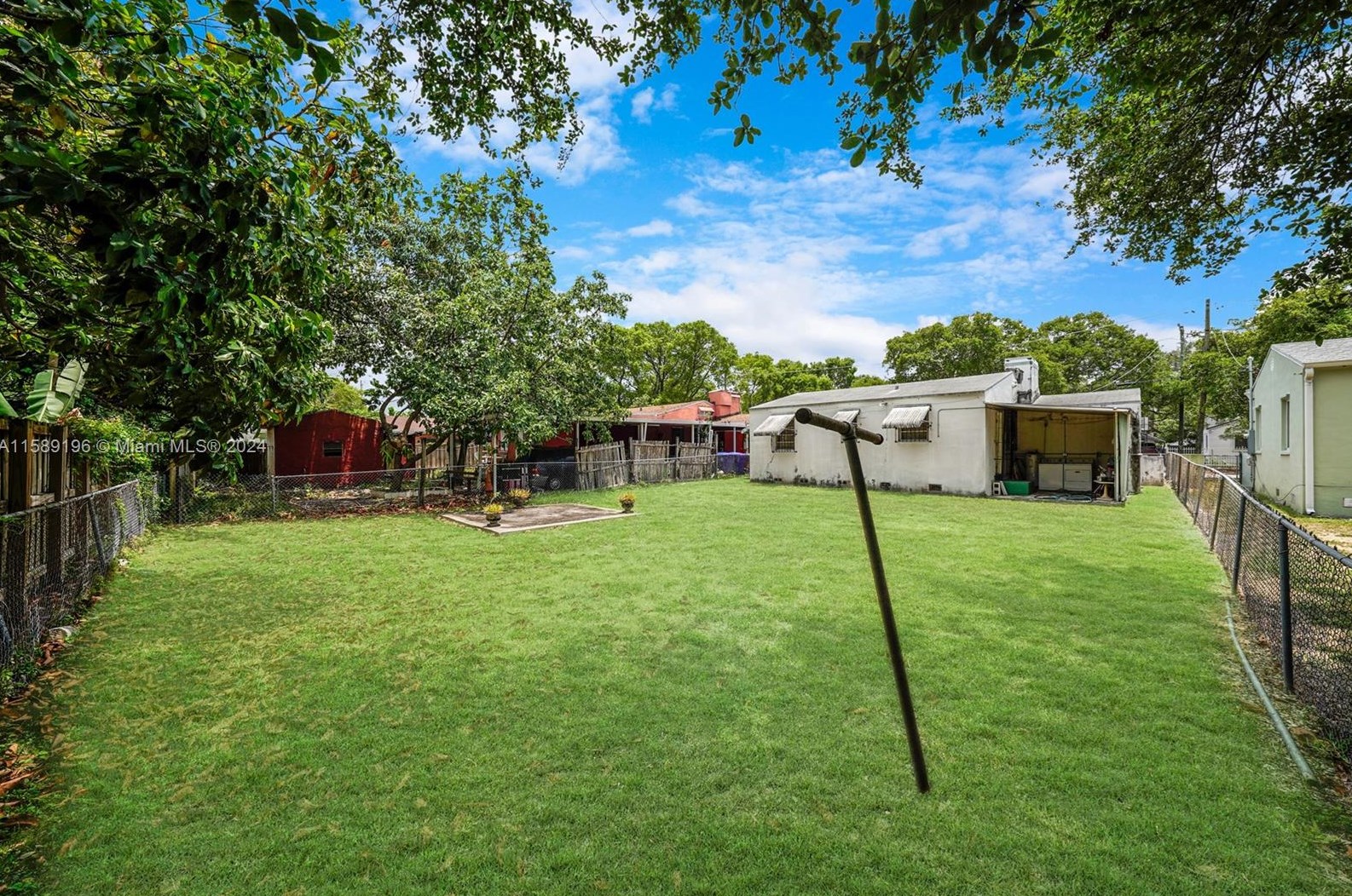 243 41 St, Miami FL 33127-2832 exterior