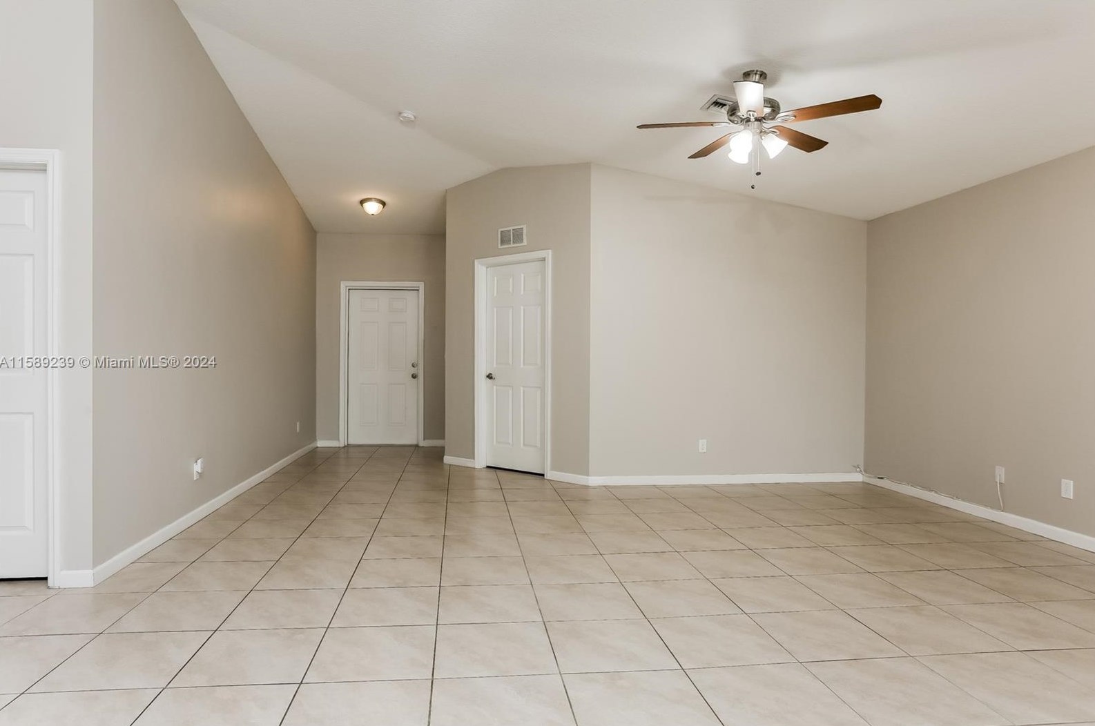 368 Tulip Blvd, Fort Pierce FL  34953-6260 exterior