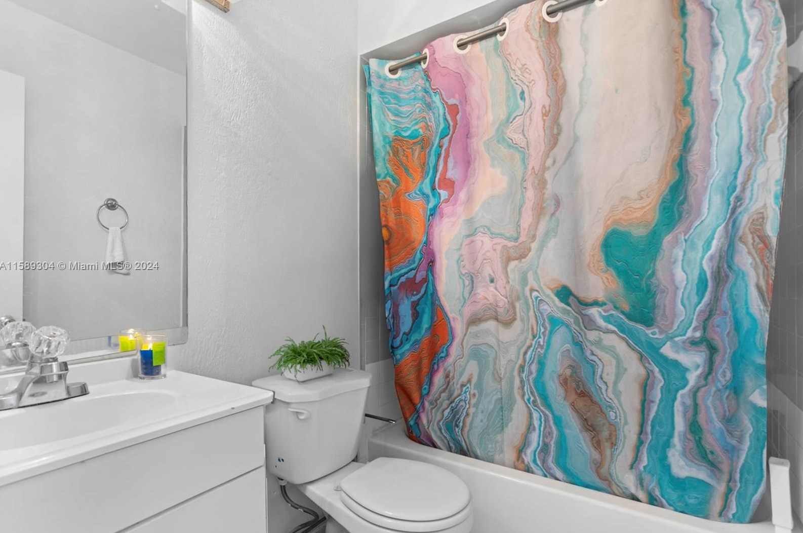 9762 222 St, Miami FL 33170-4639 exterior