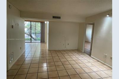 8015 SW 107th Ave #214 - Photo 1