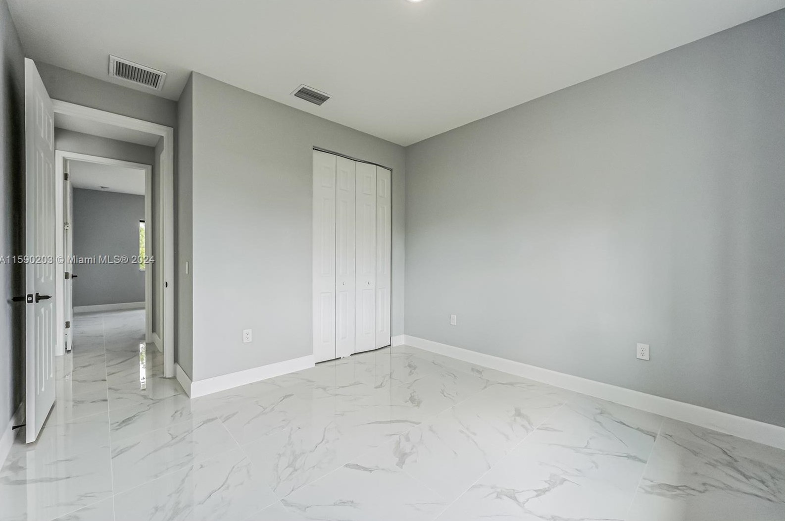 400 13 St, Lehigh Acres FL 33972-8758 exterior