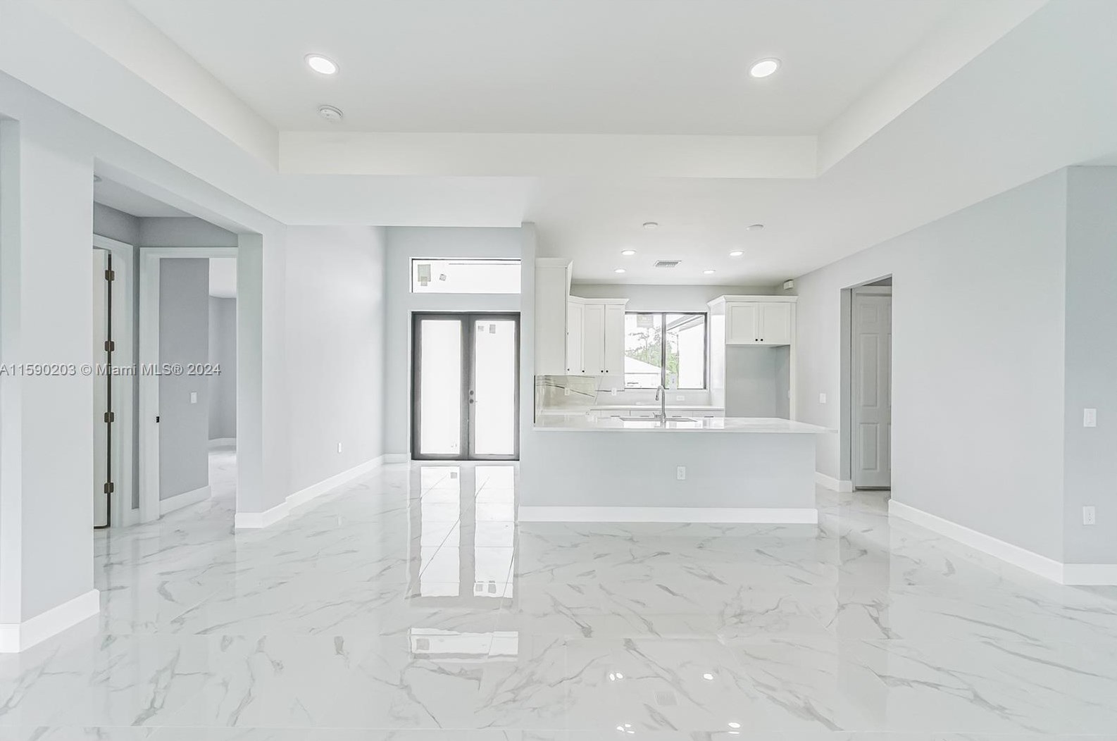 400 13 St, Lehigh Acres FL 33972-8758 exterior