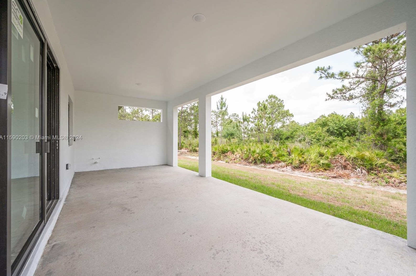 400 13 St, Lehigh Acres FL 33972-8758 exterior