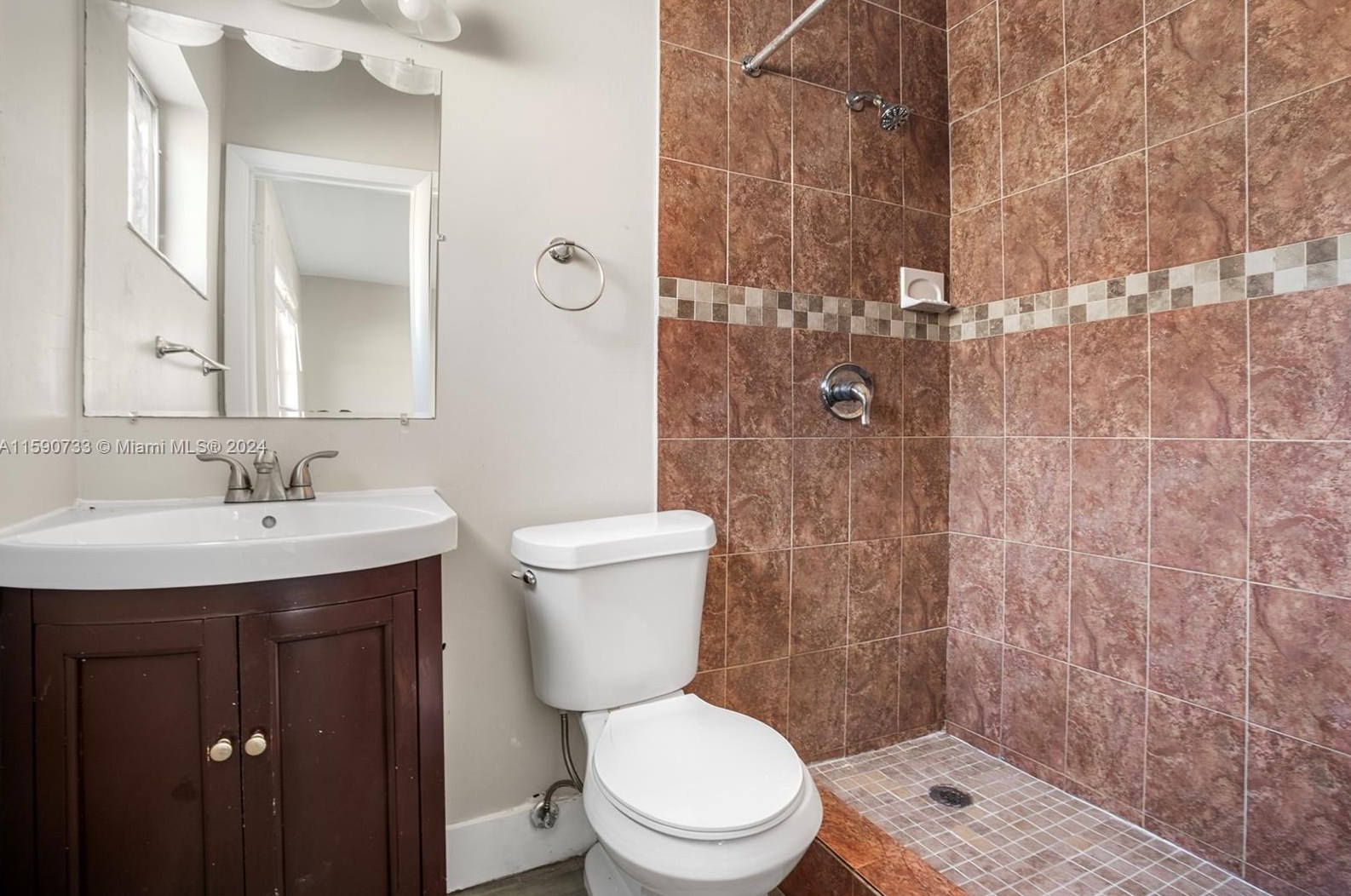 7912 Miramar Pkwy, Hollywood FL exterior