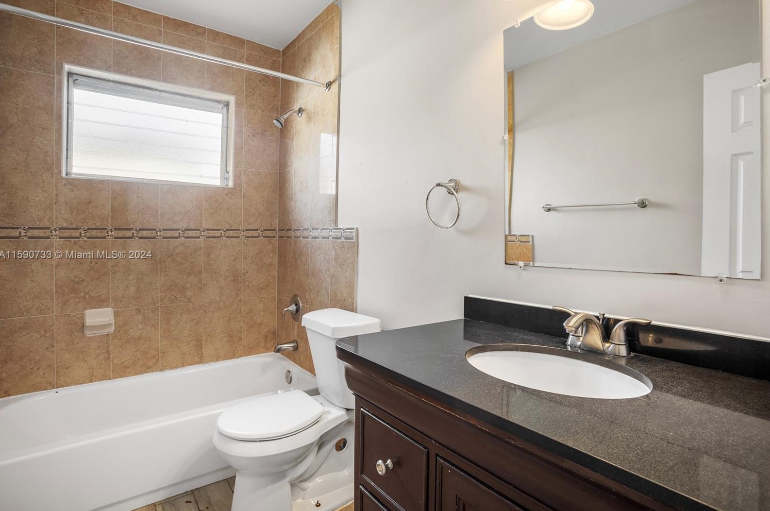 7912 Miramar Pkwy, Hollywood FL exterior