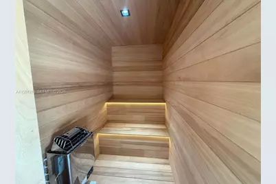 135 SW 29th Rd, Miami, FL 33129 - Photo 23