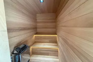 135 SW 29th Rd, Miami, FL 33129 - Photo 23