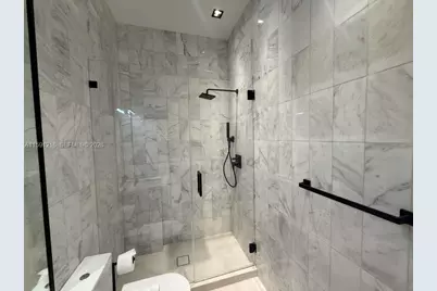 135 SW 29th Rd, Miami, FL 33129 - Photo 47