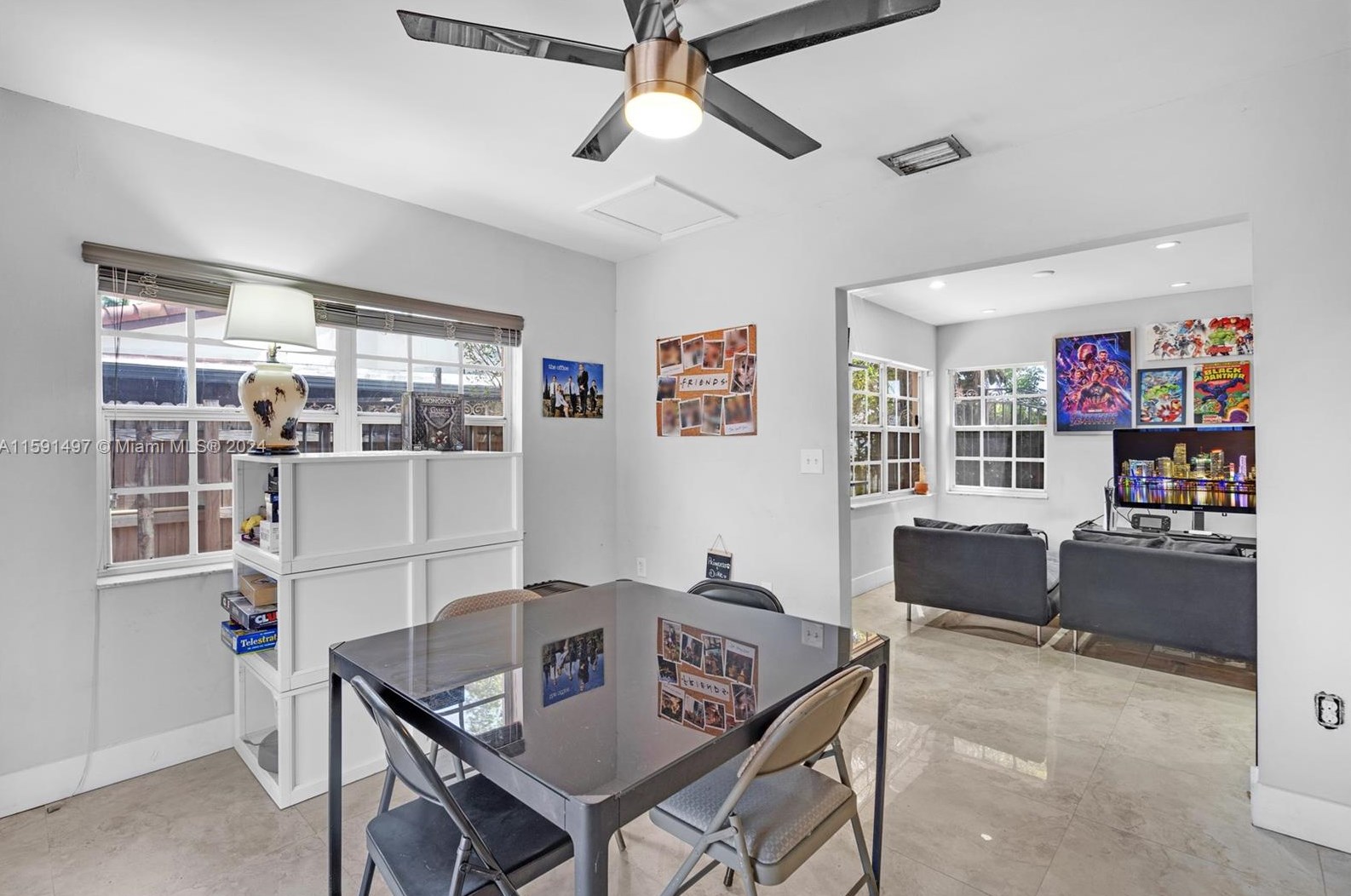 20020 Oakmont Cir, Hialeah FL  33015-2045 exterior