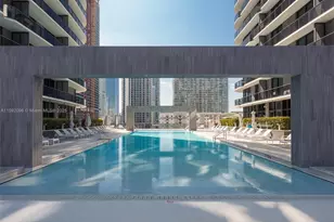 45 SW 9th St, Miami, FL 33130 - Photo 35