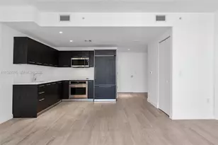 45 SW 9th St, Miami, FL 33130 - Photo 19