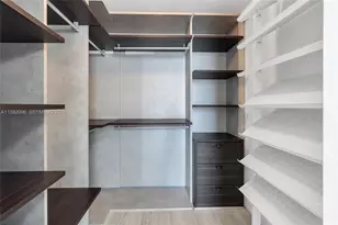 45 SW 9th St, Miami, FL 33130 - Photo 27