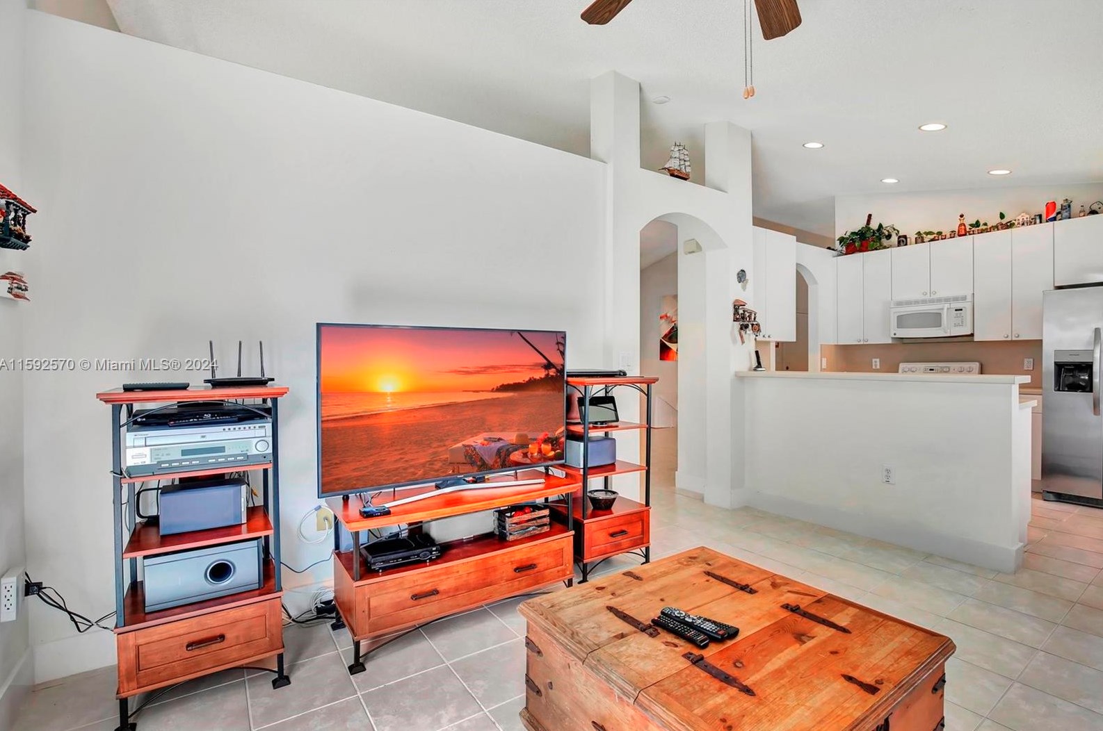 14352 14 Ct, Hollywood FL 33025-3309 exterior