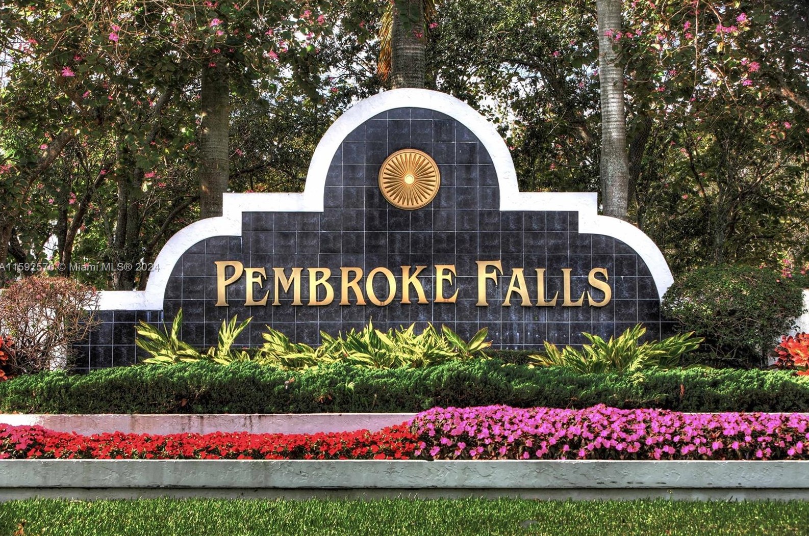 14352 14 Ct, Hollywood FL 33025-3309 exterior