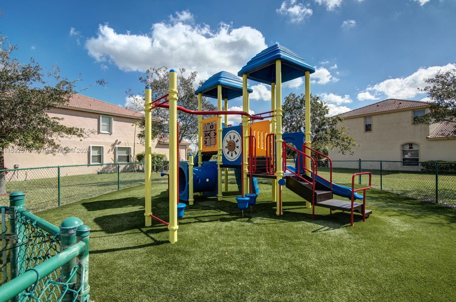 14352 14 Ct, Hollywood FL 33025-3309 exterior