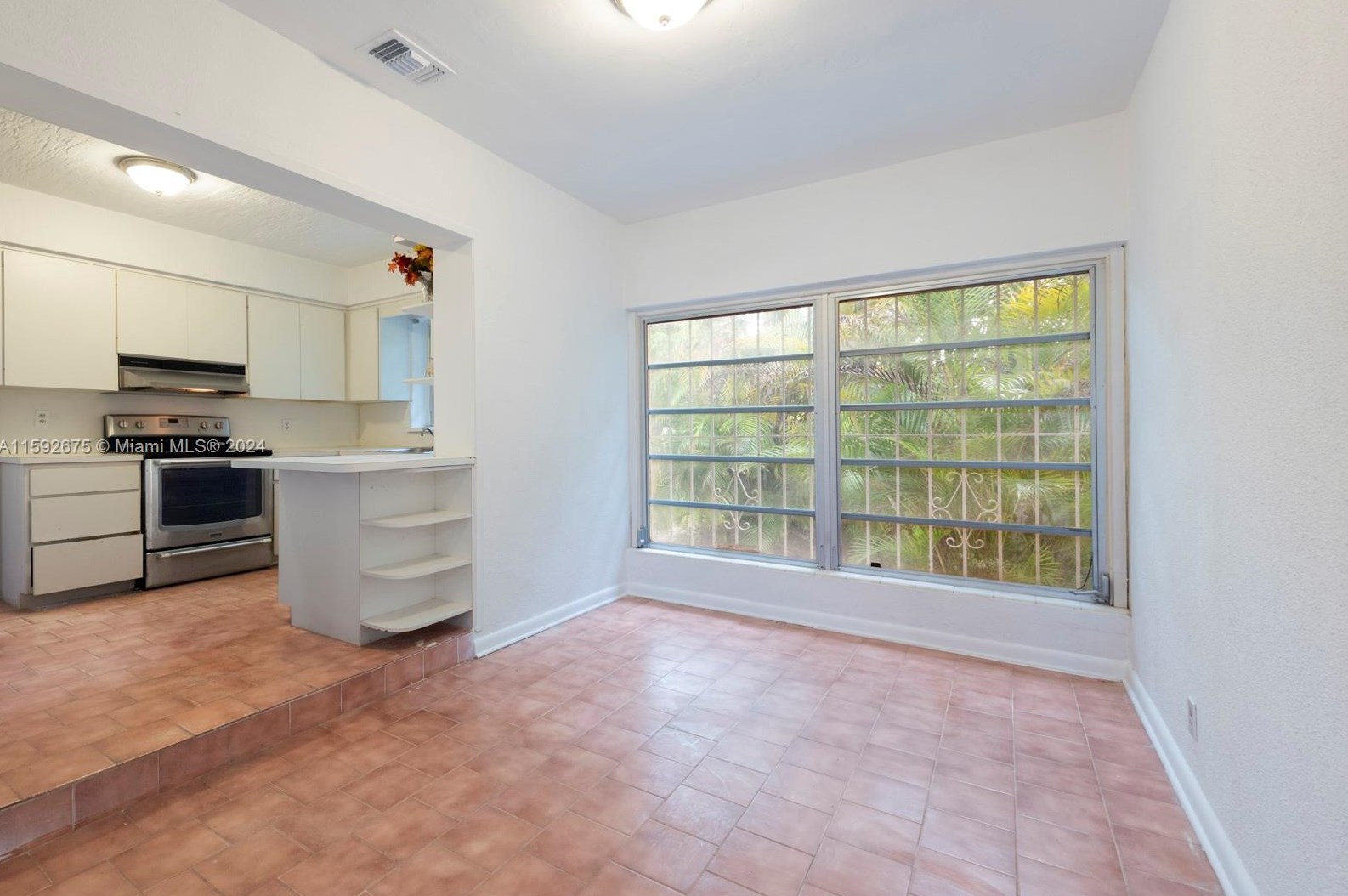 795 94 St, Miami FL 33138-2914 exterior