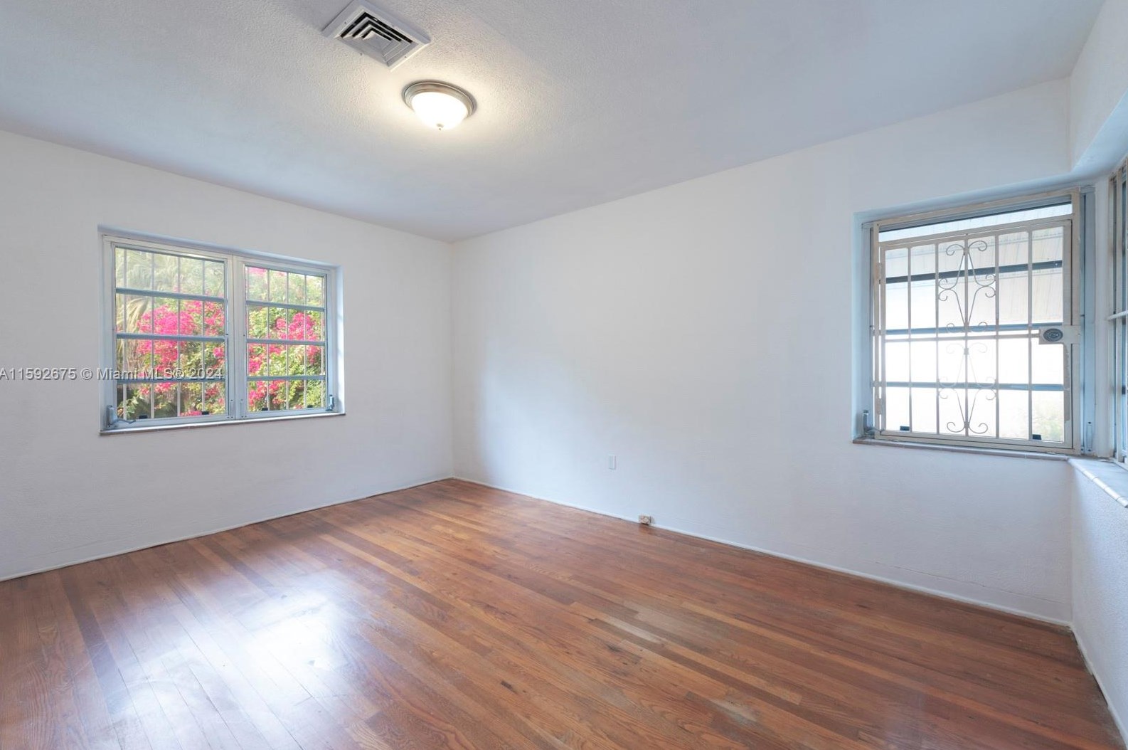 795 94 St, Miami FL 33138-2914 exterior