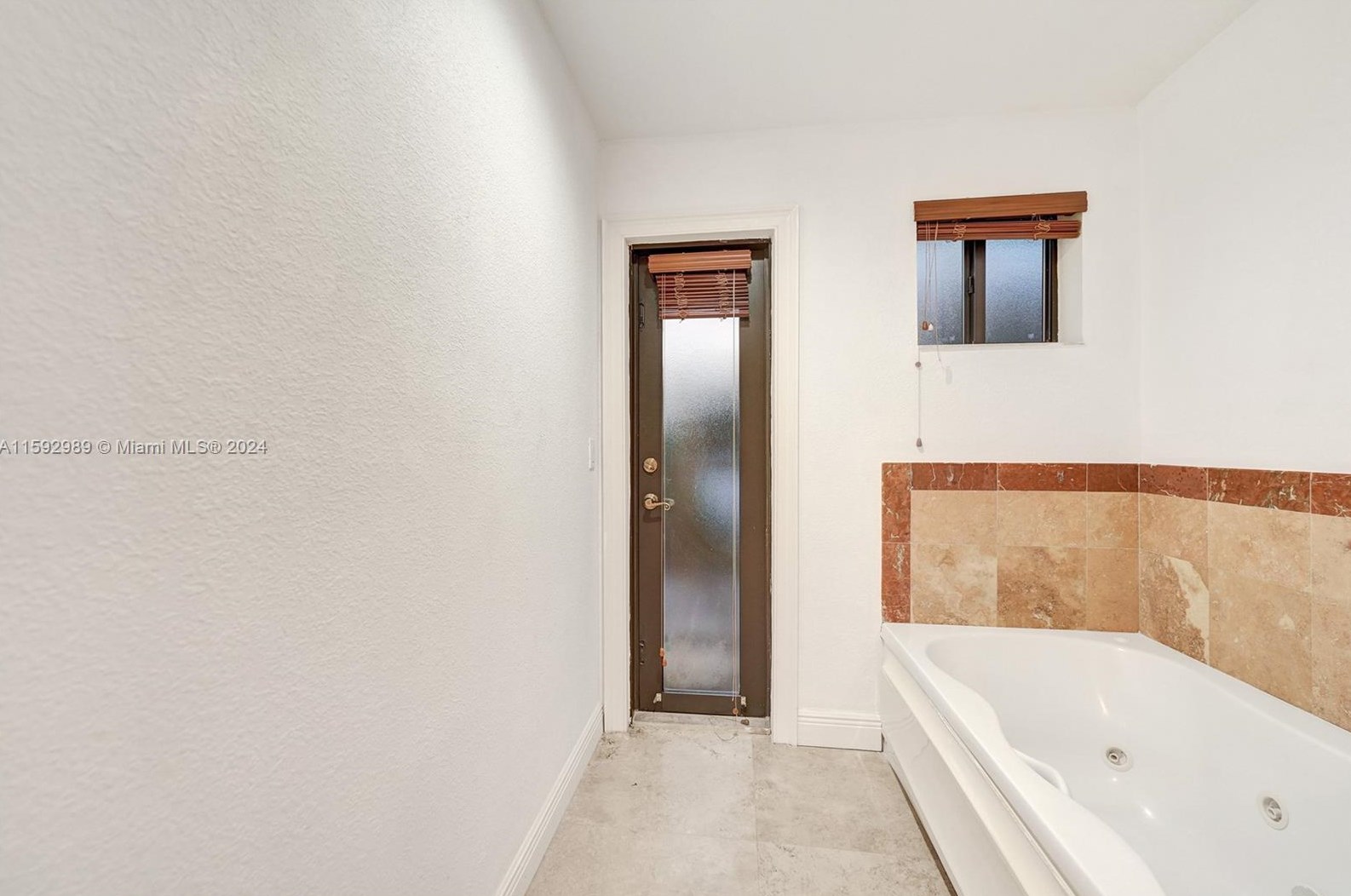 1411 Normandy Dr, Miami FL 33141-3614 exterior