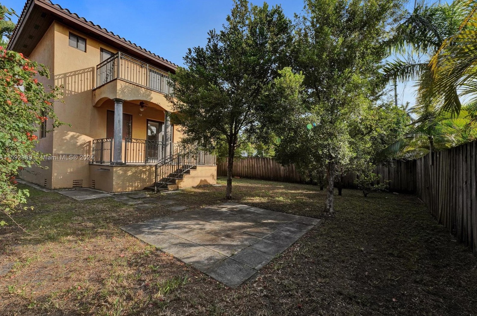 1411 Normandy Dr, Miami FL 33141-3614 exterior