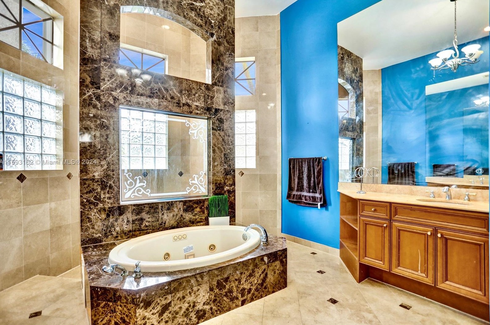 1261 137 Ave, Hollywood FL 33027-5905 exterior