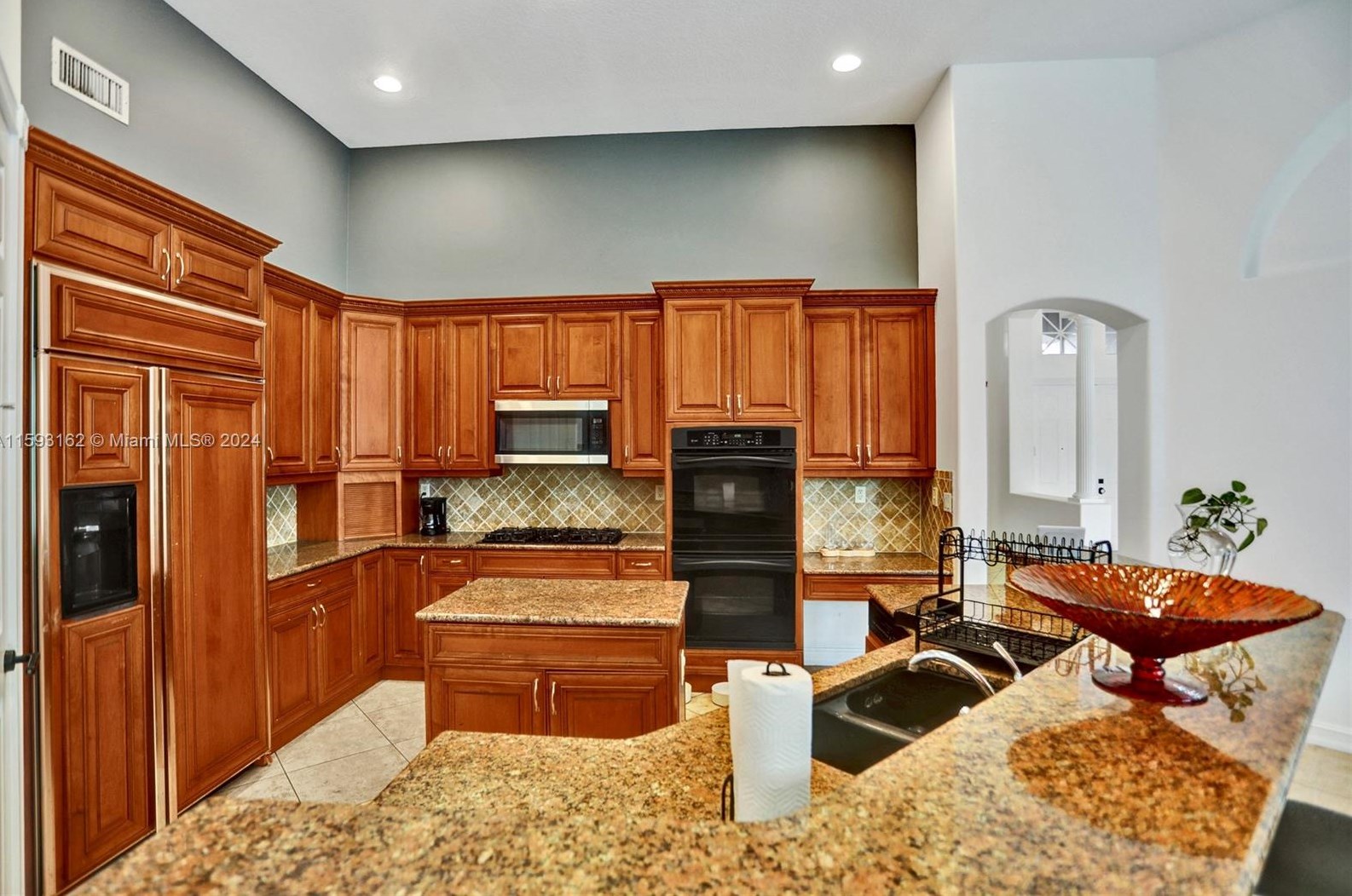 1261 137 Ave, Hollywood FL 33027-5905 exterior