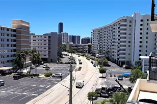 427 Golden Isles Dr, Hallandale Beach, FL 33009 - Photo 7