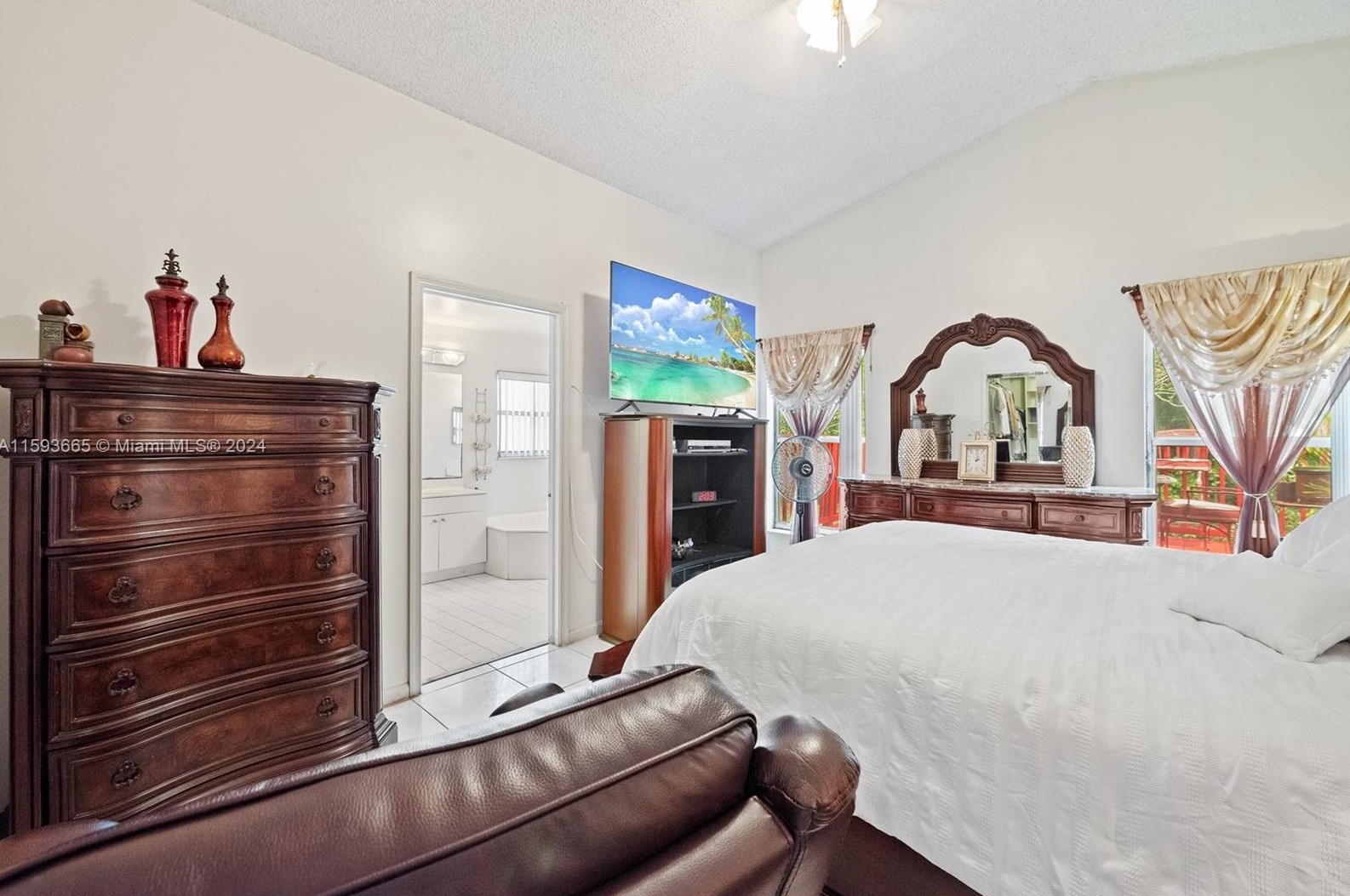 201 203 Ave, Hollywood FL  33029-3415 exterior