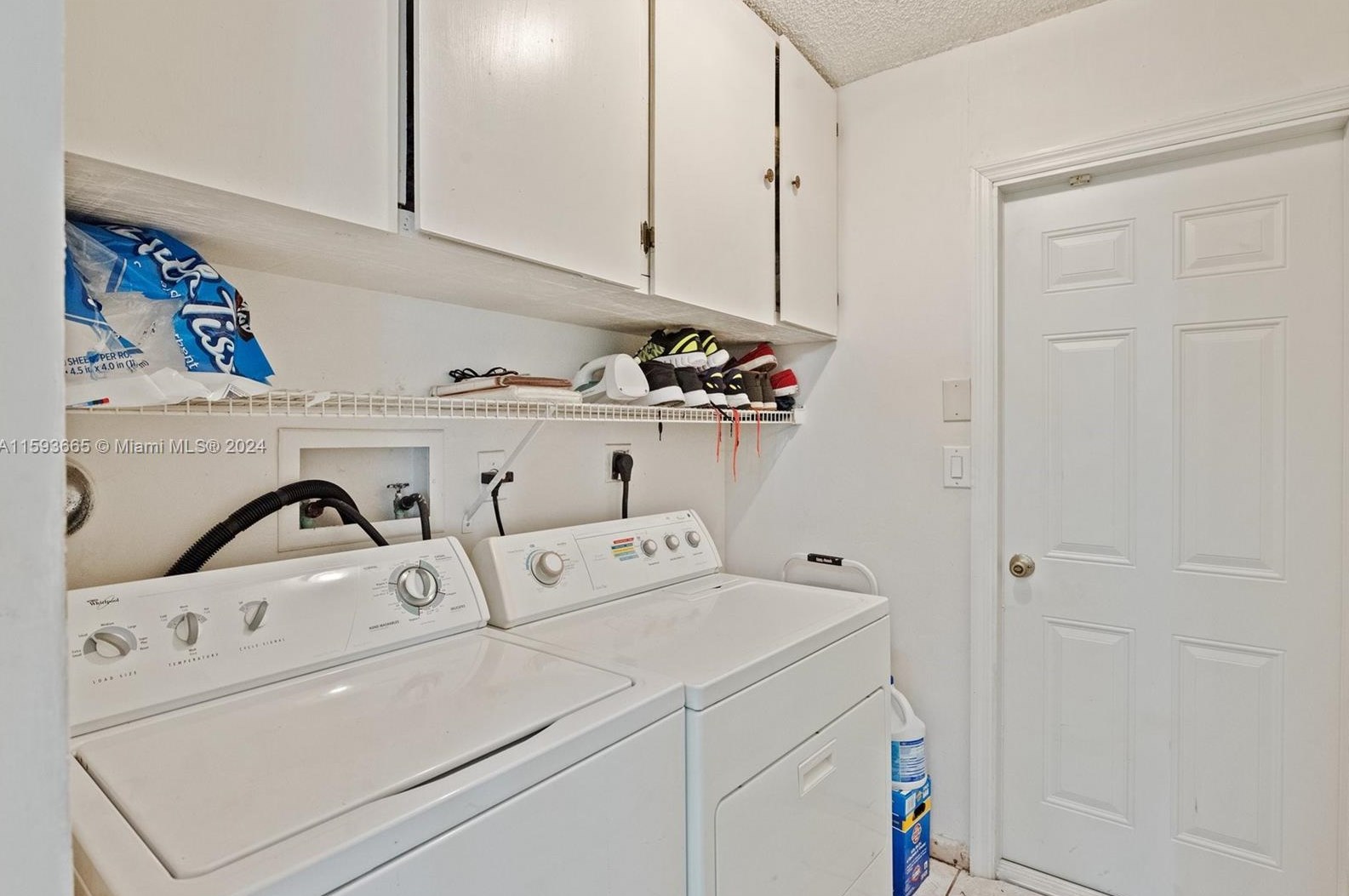 201 203 Ave, Hollywood FL  33029-3415 exterior