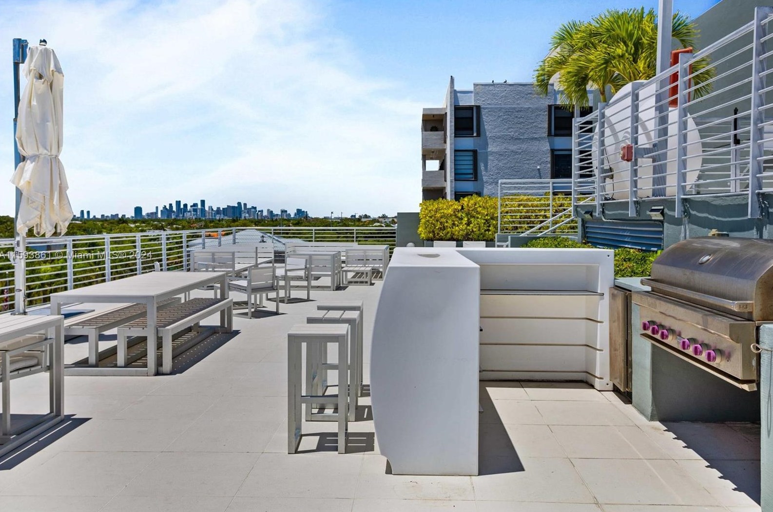 101 Sunrise Dr, Miami FL 33149-2187 exterior