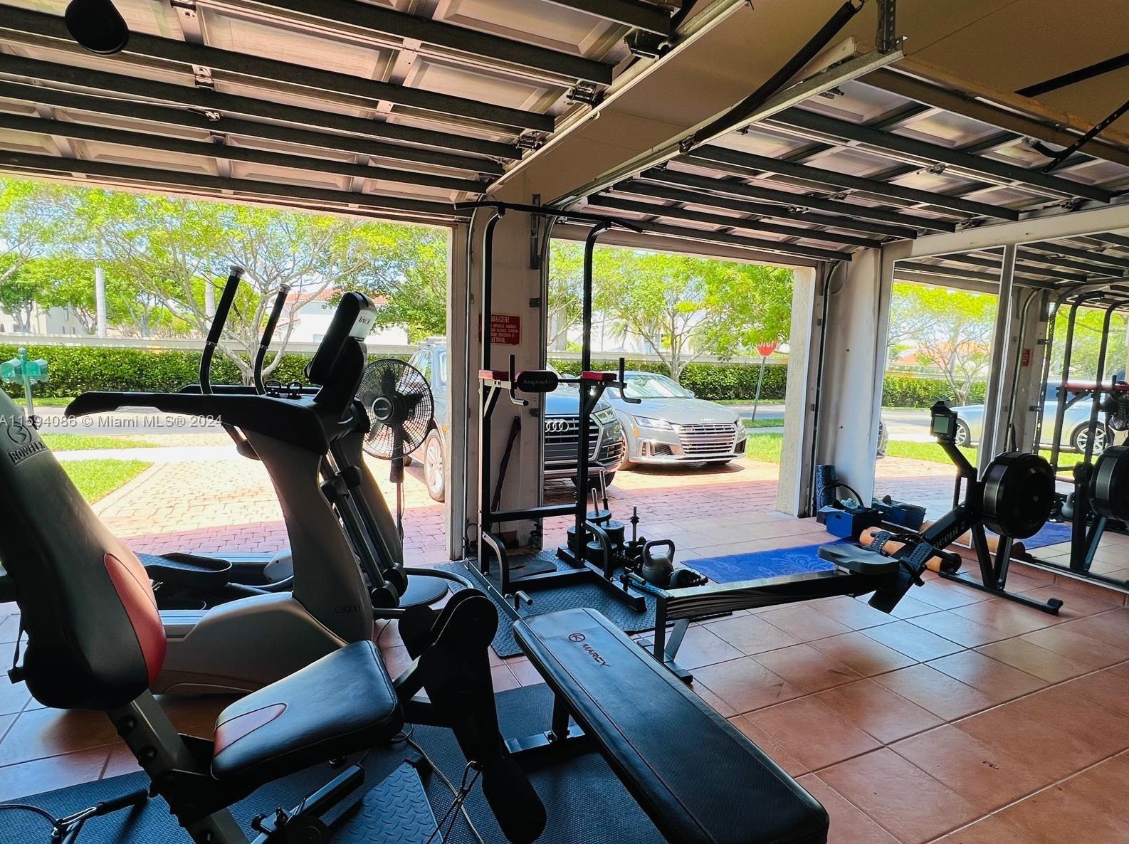 4571 96 Pl, Miami FL 33173-4089 exterior