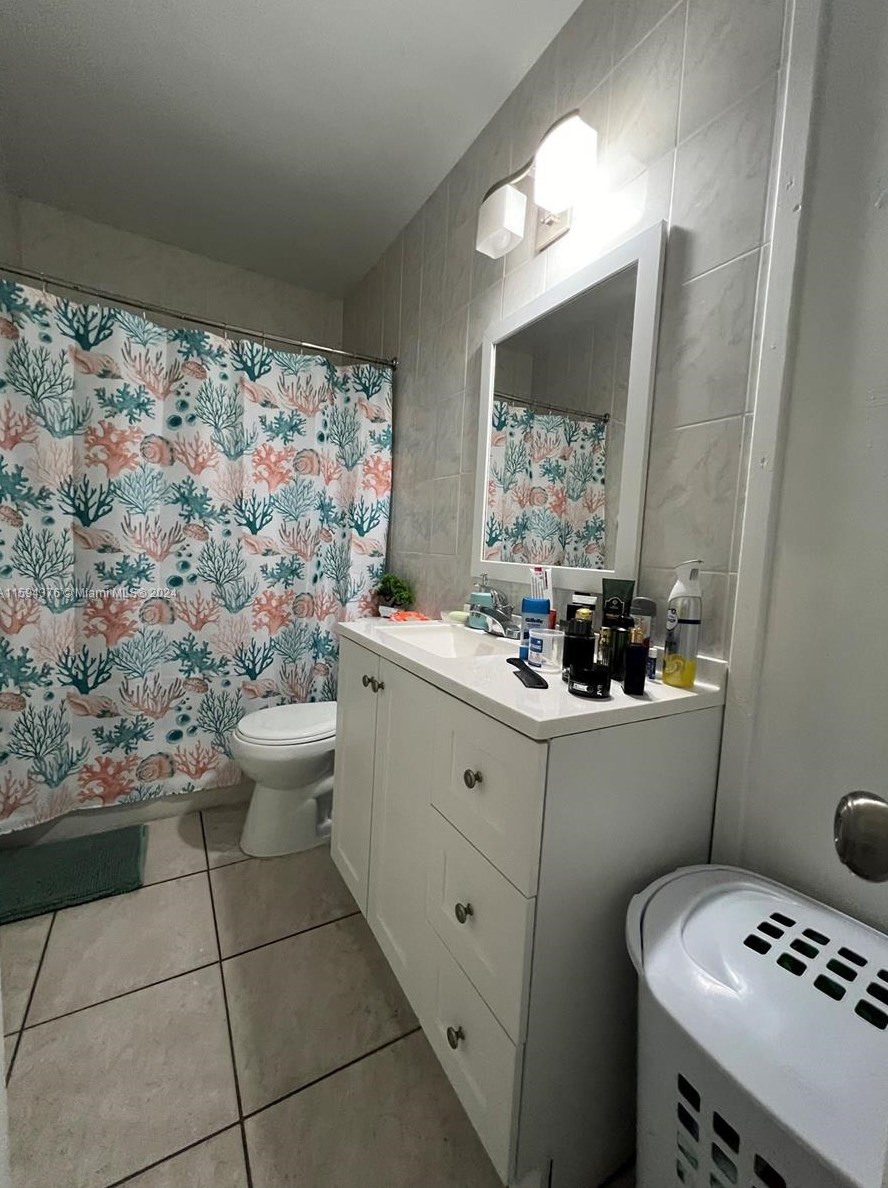 50 28th St, Hialeah FL  33010-1712 exterior