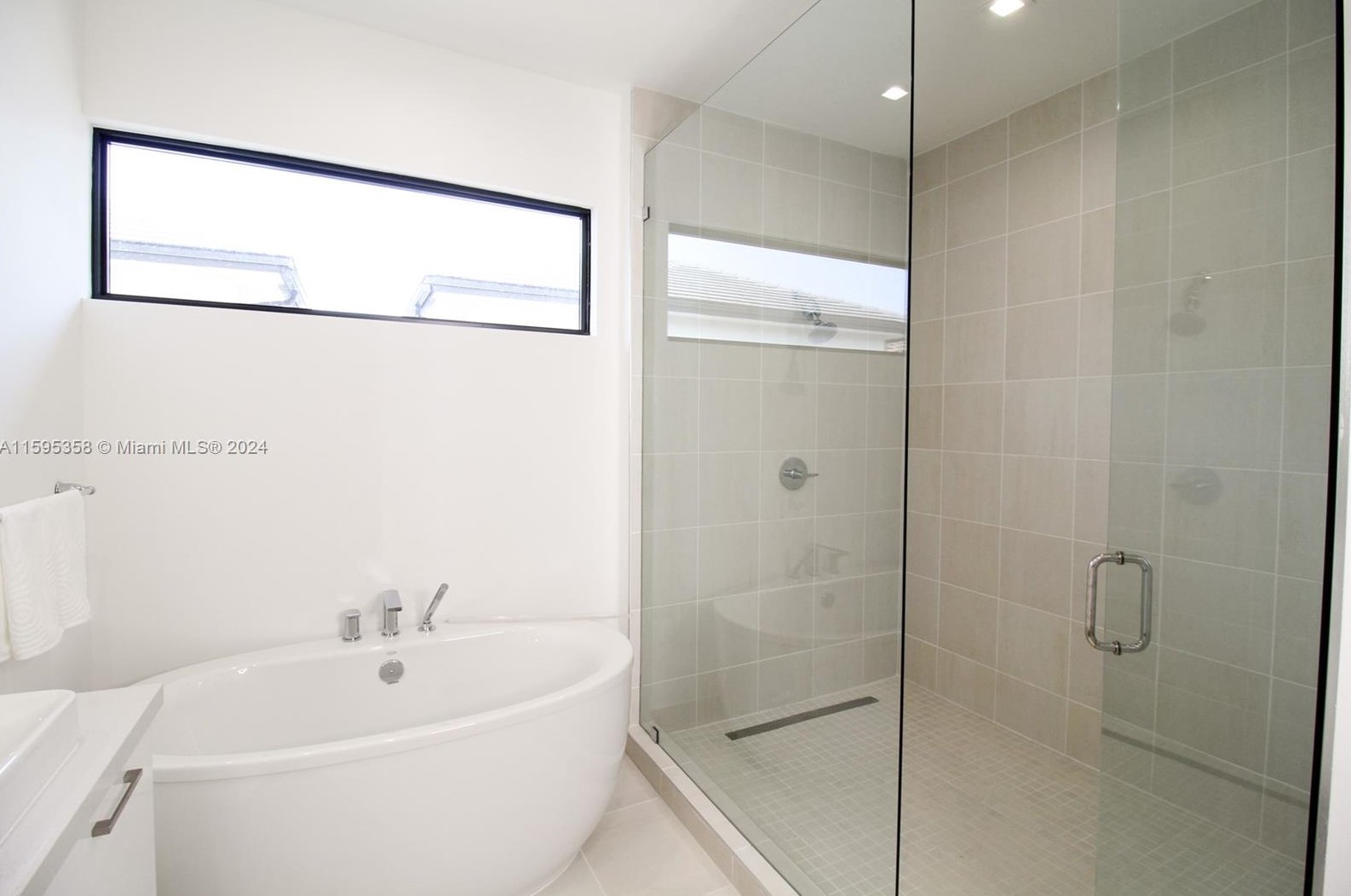 8208 44 Ter, Miami FL 33185 exterior