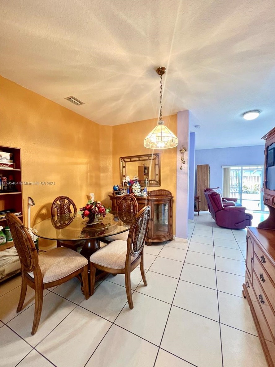 14623 181 Ter, Miami FL 33157-4992 exterior