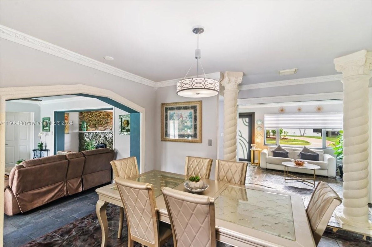 11230 181 St, Miami FL  33056-3400 exterior