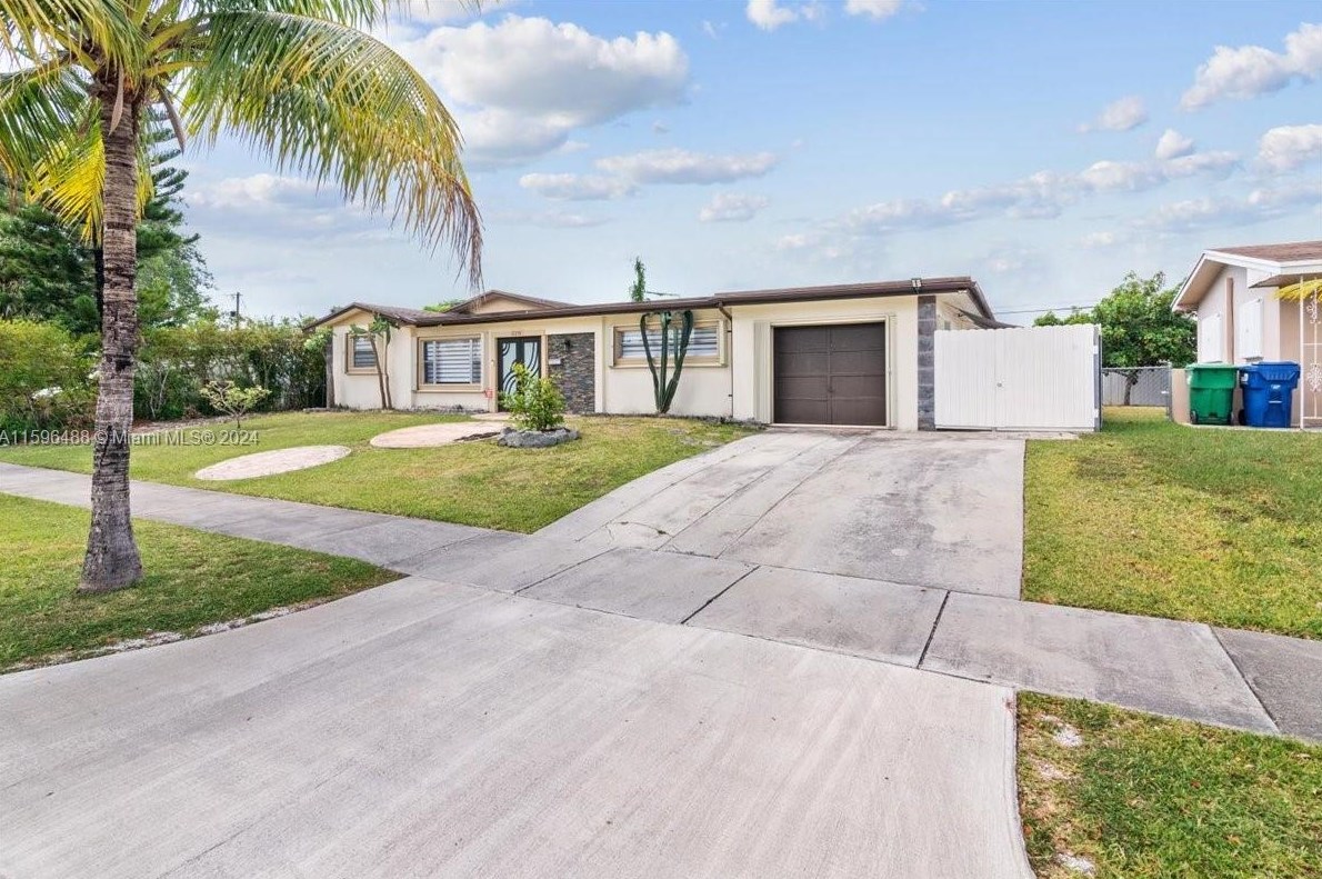 11230 181st St, Miami FL  33157-4957 exterior