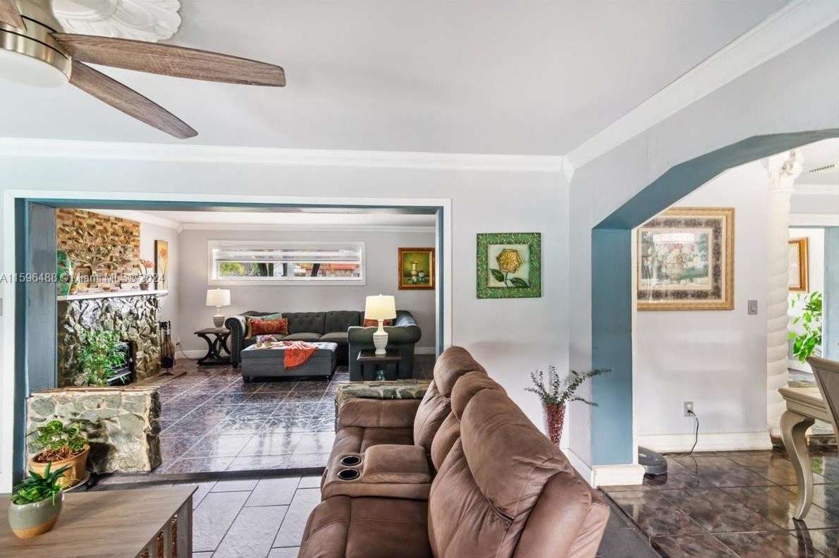 11230 181 St, Miami FL  33056-3400 exterior