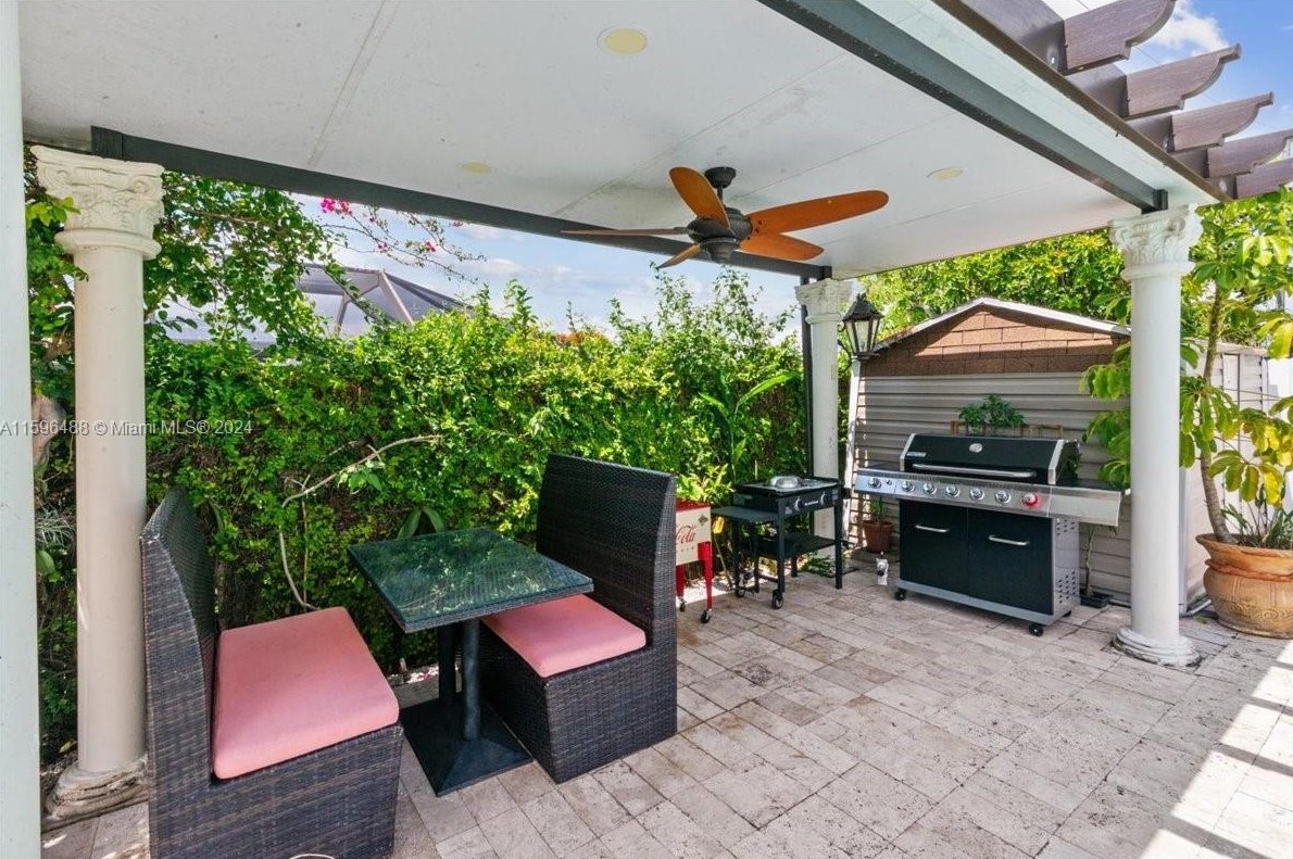 11230 181 St, Miami FL  33056-3400 exterior